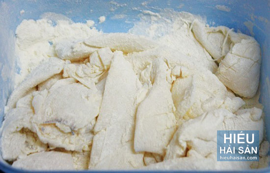 mực ống chiên cà ri