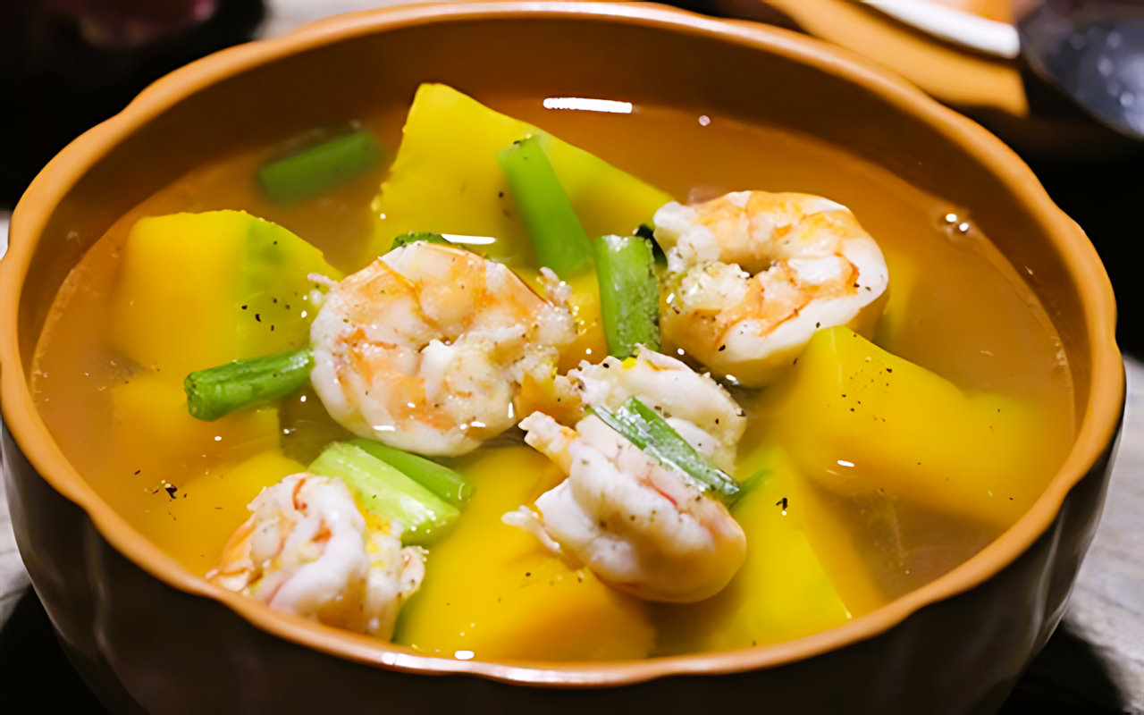 Tôm Càng Xanh Nấu Canh Đu Đủ – Hương Quê Ngọt Lành